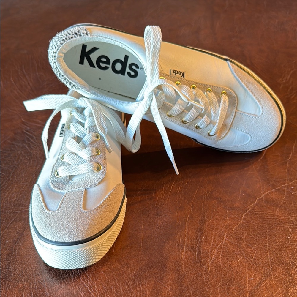 Keds Women's White Leather Athletic Shoes with Animal Print Size 8